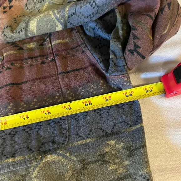 Cabela's Chamois Deerskin Soft Flannel Button Down Shirt Mens L Southwest Aztec - Picture 6 of 10